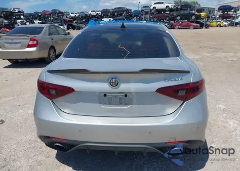 2019 Alfa Romeo Giulia Ti Sport Rwd z USA, uszkodzony, nr VIN ZARFAMBN8K7605343
